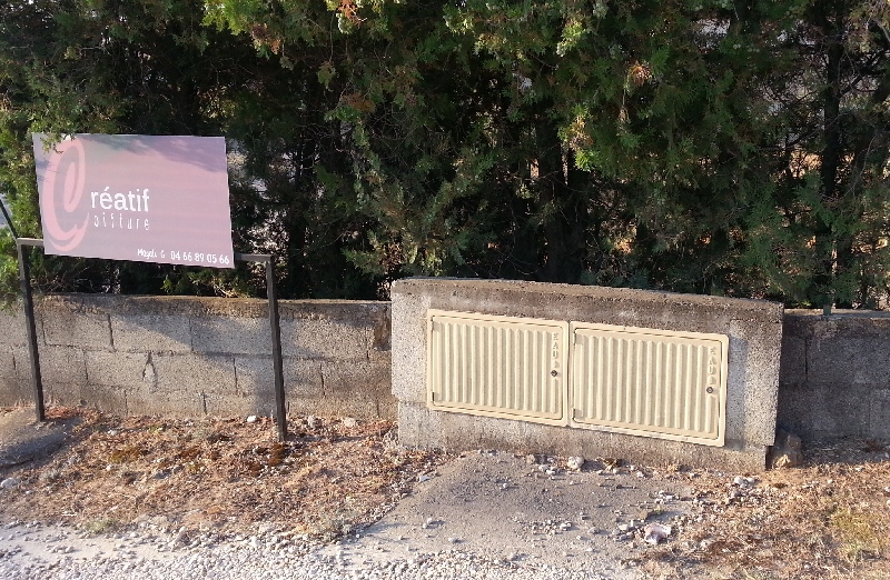 Emplacement futur compteurs d'eau potable du terrain  vendre  Bagnols sur Cze